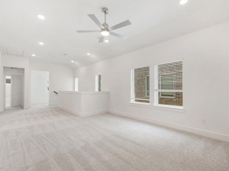 Spacious, unfurnished interior of a new home in Royal Court, Little Elm (Image 13). Spacious, unfurnished interior of a new home in Royal Court, Little Elm (Image 13).