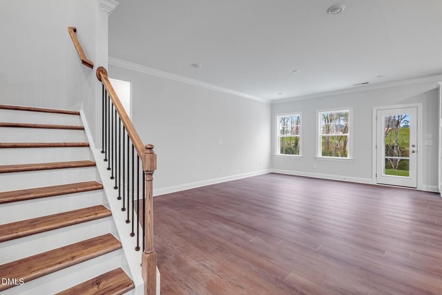 SUN_Everlee_Pic_MayflowerIII_QMI_218_Sta