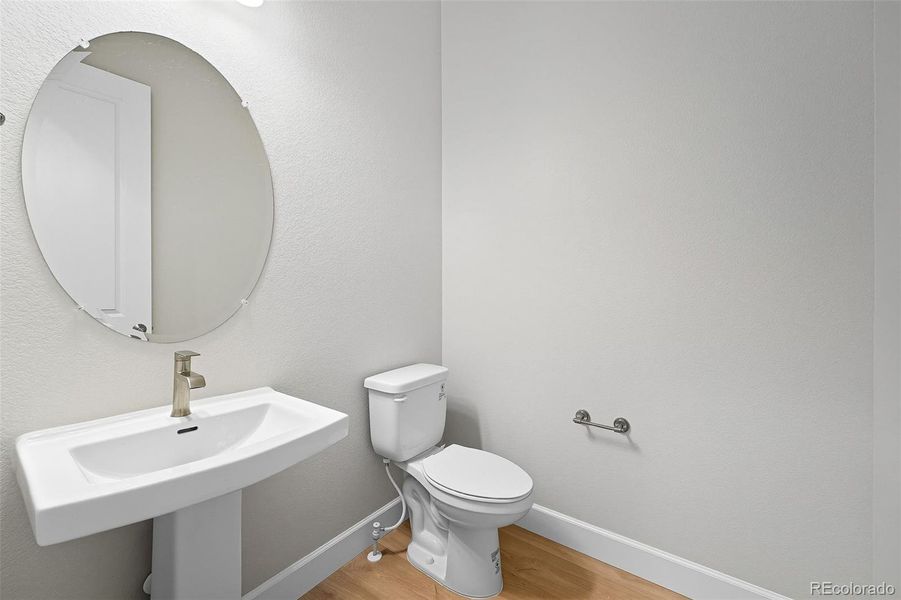 16655 W 93rd Place ~ Ready Now!