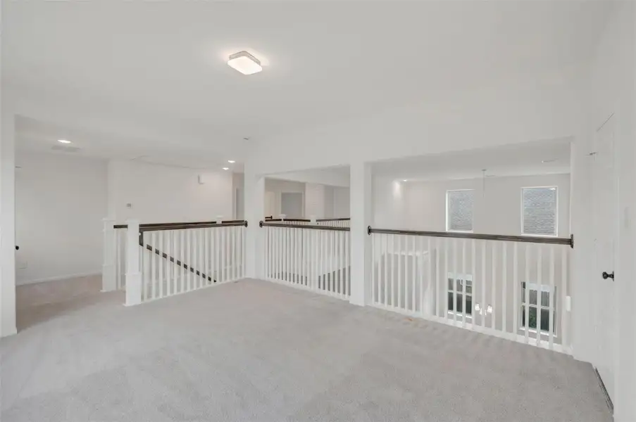 Flexible loft upstairs
