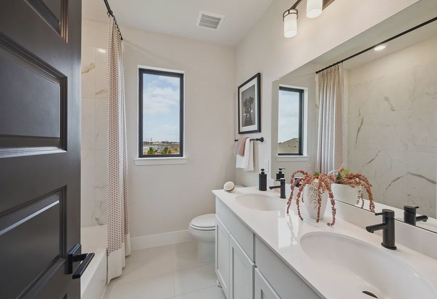 Plan 5058 Bath 3 - Staged - 24 of 27 Plan 5058 Bath 3 - Staged - 24 of 27