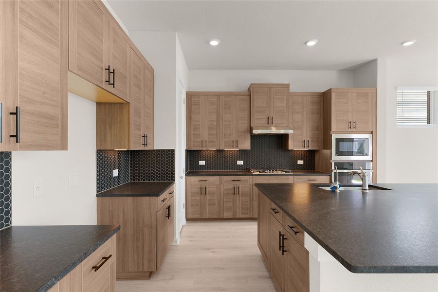 **PHOTO REPRESENTATIVE OF FLOORPLAN ONLY** **PHOTO REPRESENTATIVE OF FLOORPLAN ONLY**