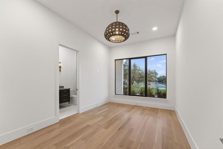 Spacious, unfurnished interior of a new home in , Dallas (Image 21).