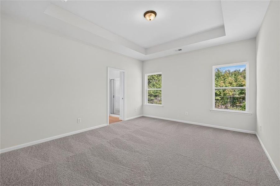Spacious, unfurnished interior of a new home in Southbend, Rome (Image 40).