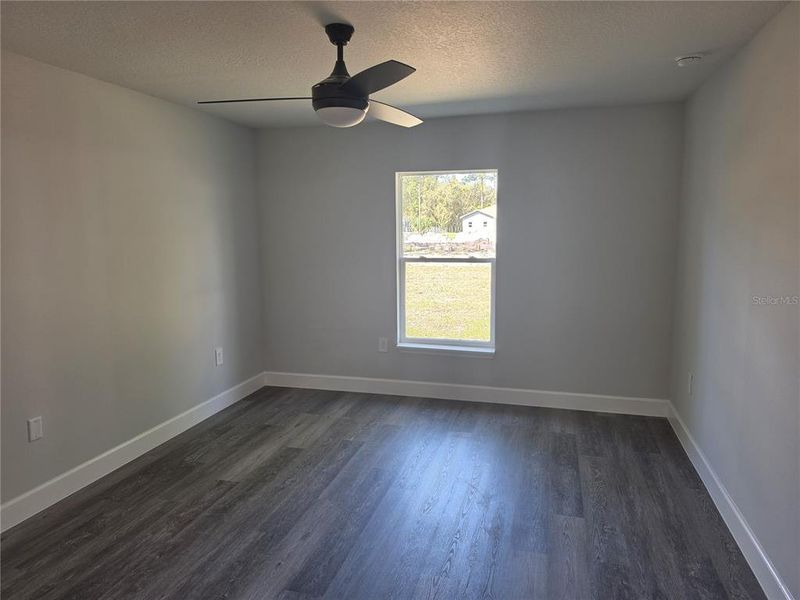 Spacious, unfurnished interior of a new home in , Ocala (Image 15).