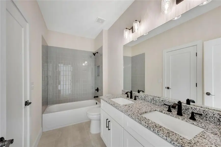 Furnished interior view inside a new home in , Villa Rica (Image 10).