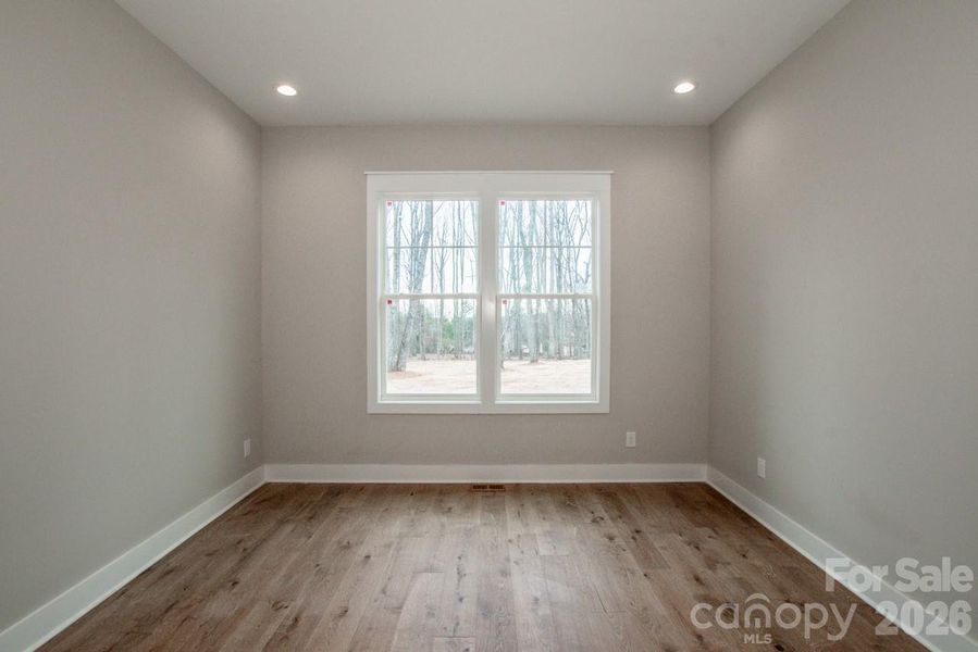 Spacious, unfurnished interior of a new home in , Lincolnton (Image 34).