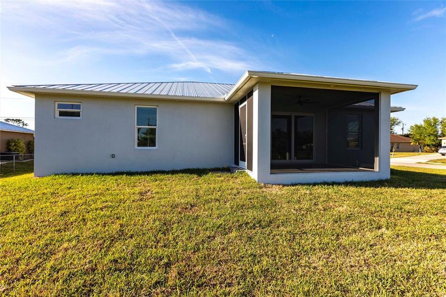 Exterior details and patio area of a home in , Cape Coral (Image 3).