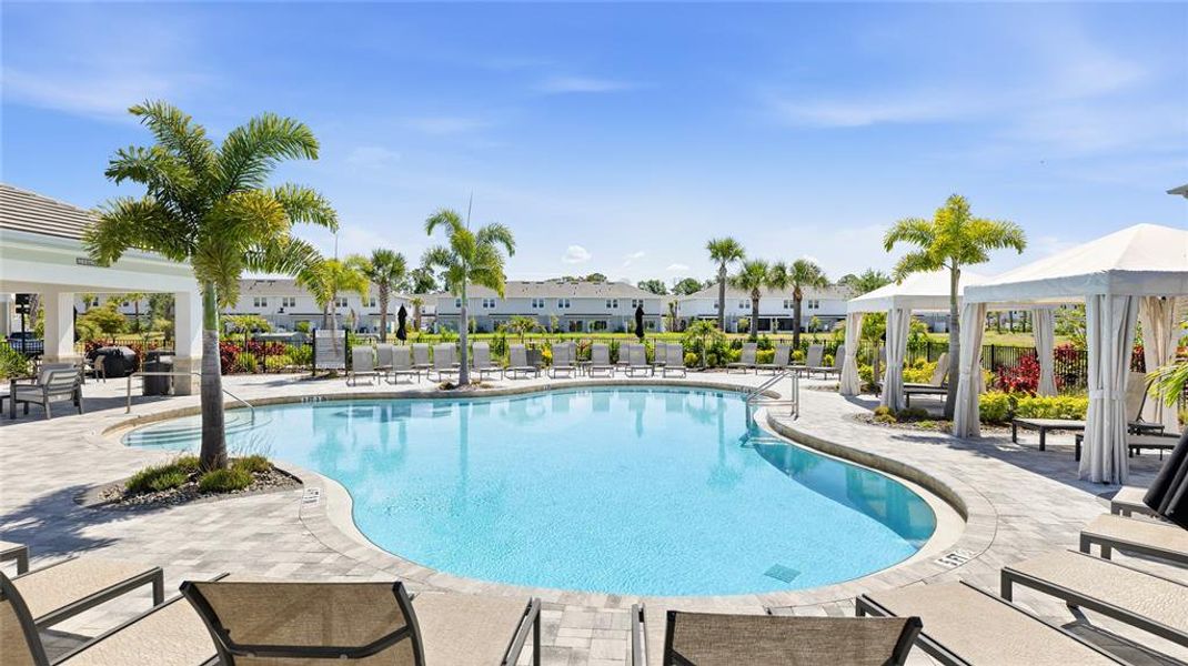 Community amenities in , Nokomis (Image 30).