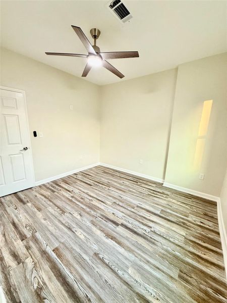 Spacious, unfurnished interior of a new home in , Cleveland (Image 17).