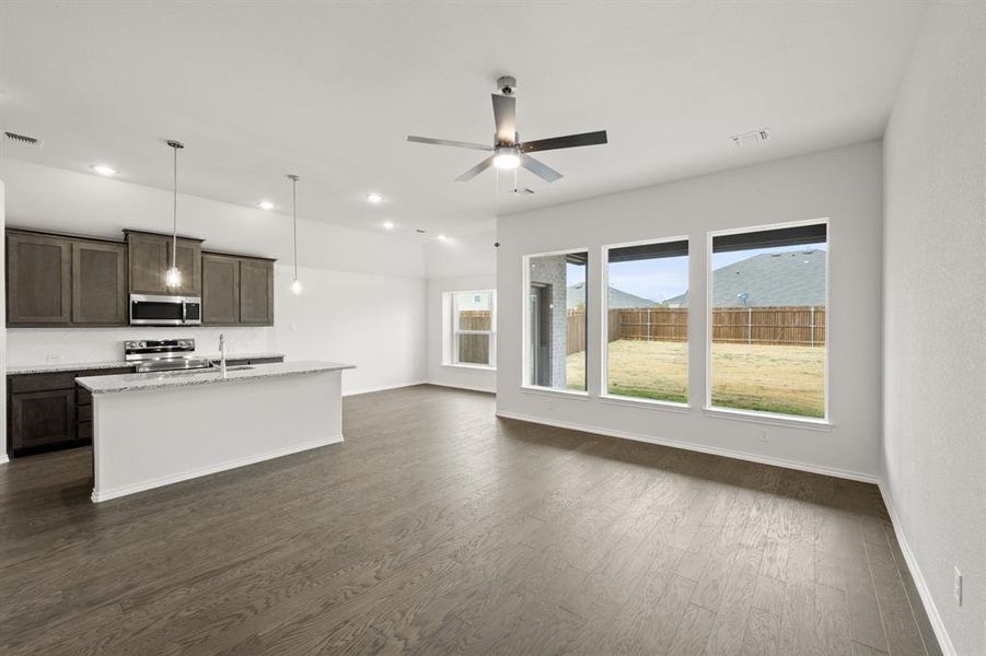 4536 Lyre Leaf- Living Room-2