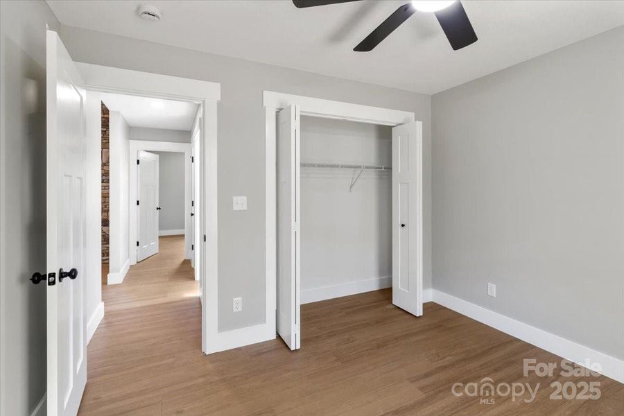 Spacious, unfurnished interior of a new home in , Marshall (Image 27).