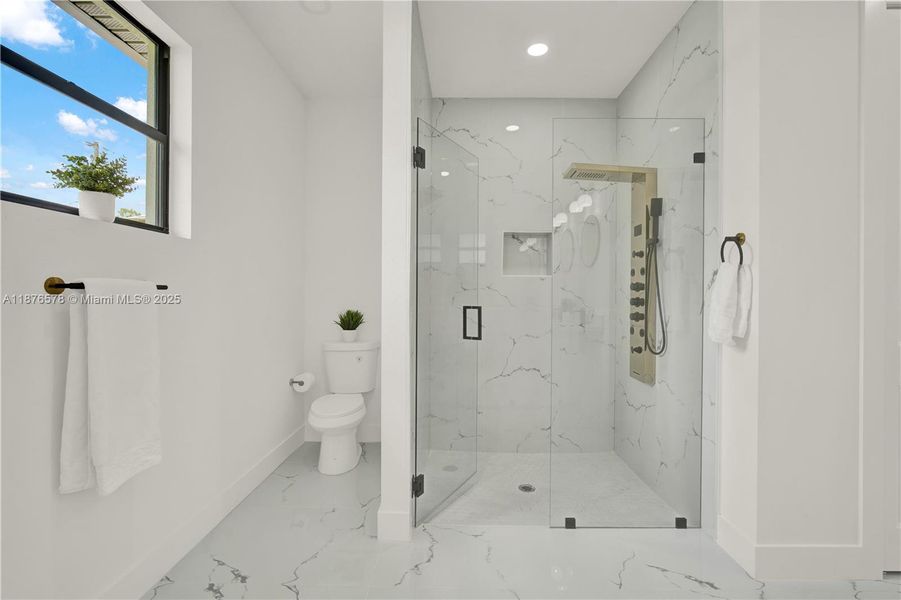 Furnished interior view inside a new home in , Port Charlotte (Image 4).