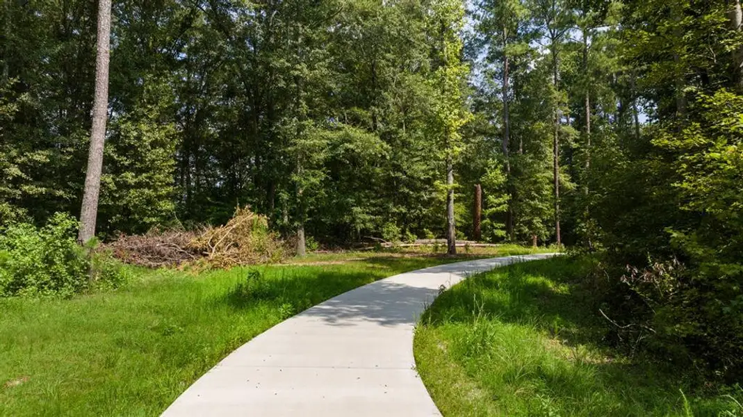 Natural landscape and outdoor views near Independence Villas and Townhomes in Loganville (Image 44). Natural landscape and outdoor views near Independence Villas and Townhomes in Loganville (Image 44).