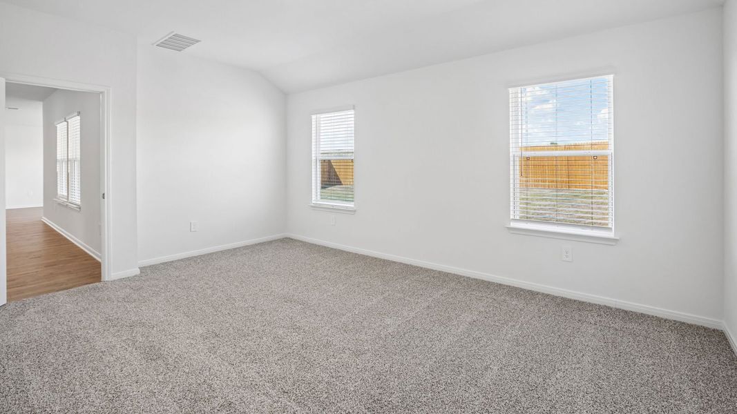 Spacious, unfurnished interior of a new home in Prairie Lakes, Buda (Image 43).