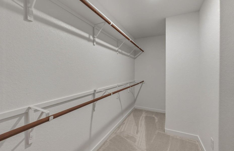 Spacious, unfurnished interior of a new home in Santa Rita Ranch, Liberty Hill (Image 19).