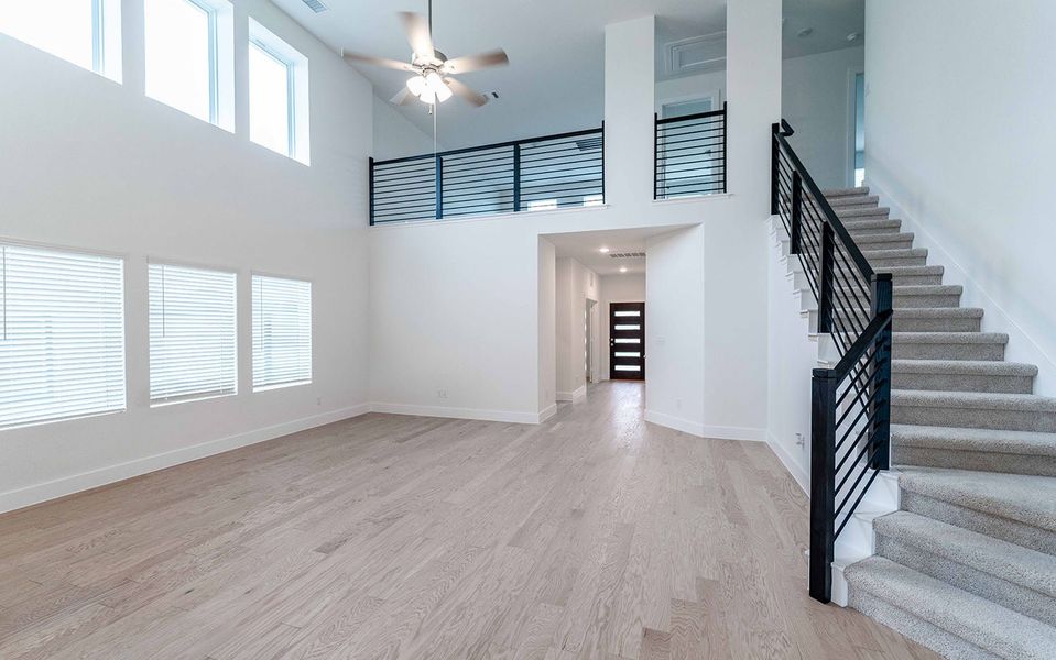 Spacious, unfurnished interior of a new home in Hunters Glen, Jarrell (Image 22).