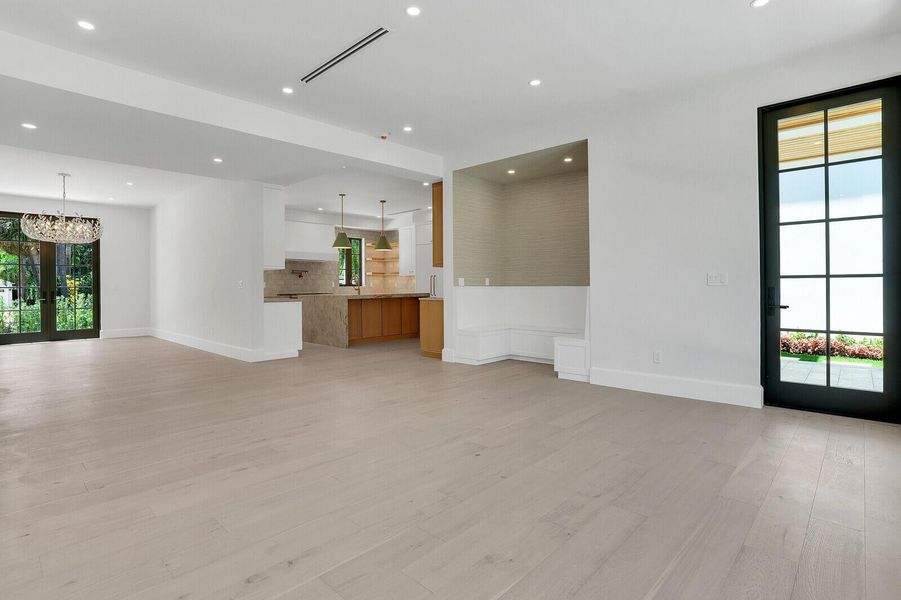 Spacious, unfurnished interior of a new home in , West Palm Beach (Image 34). Spacious, unfurnished interior of a new home in , West Palm Beach (Image 34).