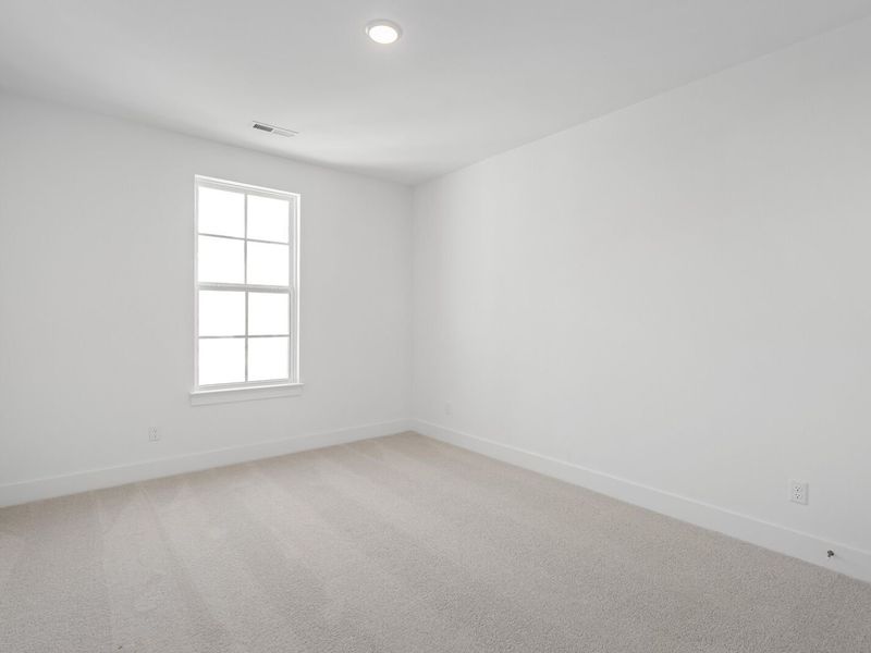 Spacious, unfurnished interior of a new home in Shelton Square, Murfreesboro (Image 40).