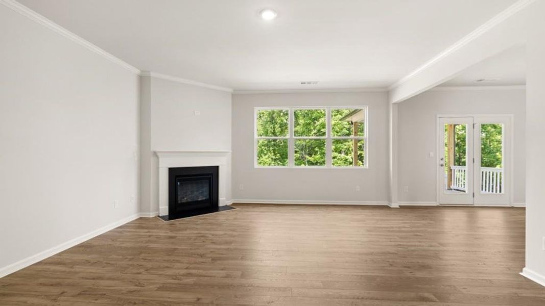Spacious, unfurnished interior of a new home in Falcon Landing, Gainesville (Image 23).