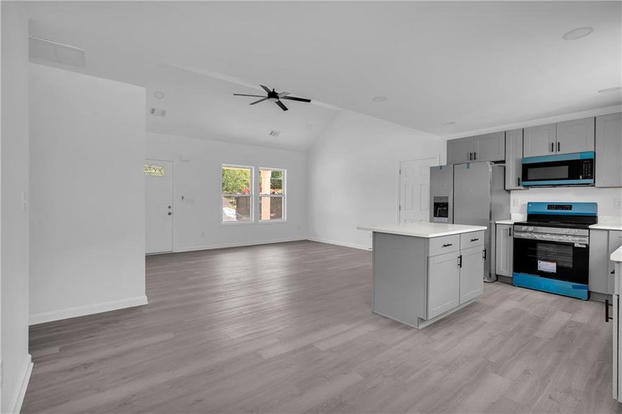 Spacious, unfurnished interior of a new home in , Conyers (Image 27). Spacious, unfurnished interior of a new home in , Conyers (Image 27).