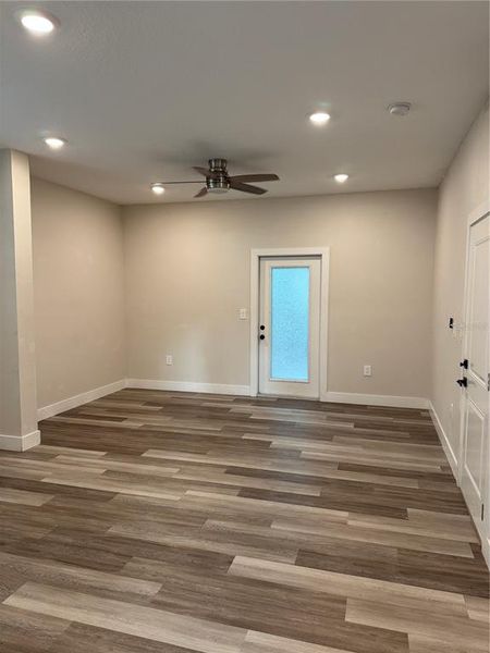 Spacious, unfurnished interior of a new home in , St. Petersburg (Image 37).