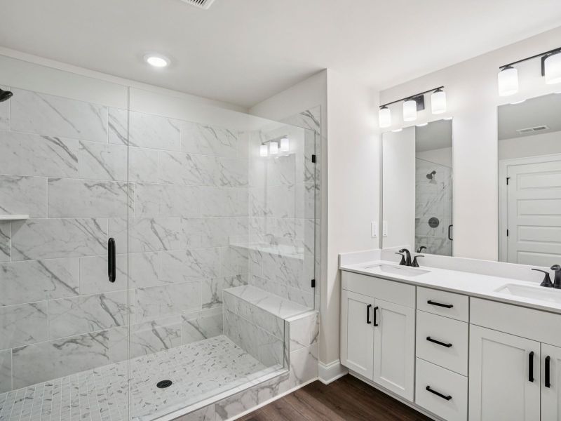 The Ashland floorplan with the Timeless Contrast Linen interior package. The Ashland floorplan with the Timeless Contrast Linen interior package.