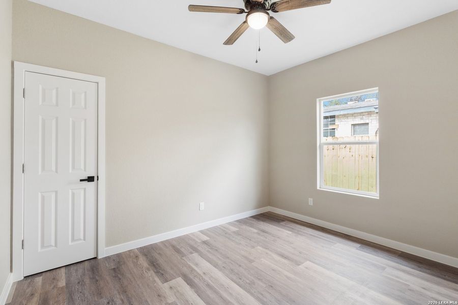 Spacious, unfurnished interior of a new home in , San Antonio (Image 11).