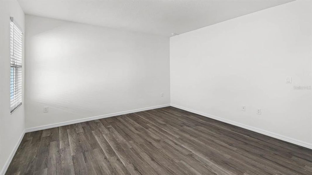 Spacious, unfurnished interior of a new home in , Winter Haven (Image 18).