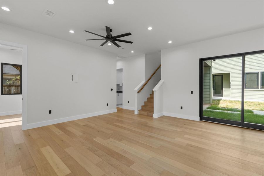 Image 33 of a home in .