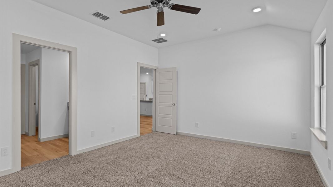 Representative unfurnished interior of a home built from the The Easton by D.R. Horton in Terra Vista, Lubbock (Image 14).