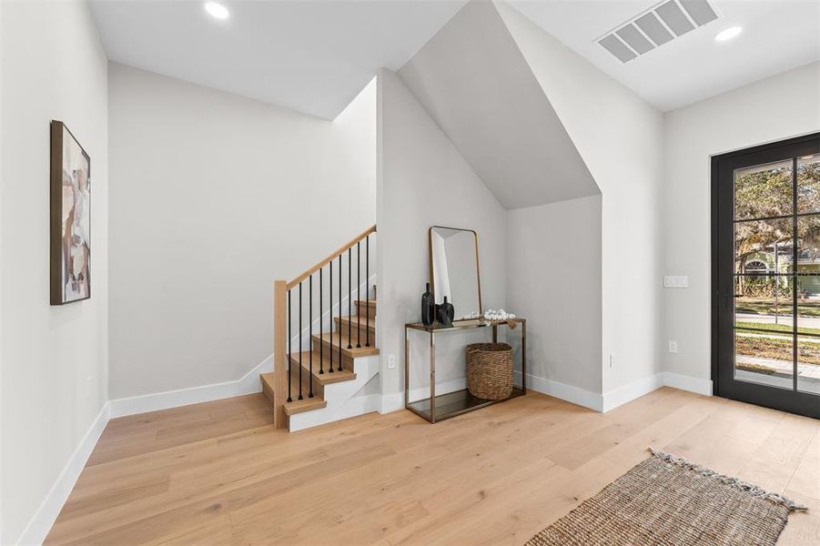 Furnished interior view inside a new home in College Park, Orlando (Image 8).