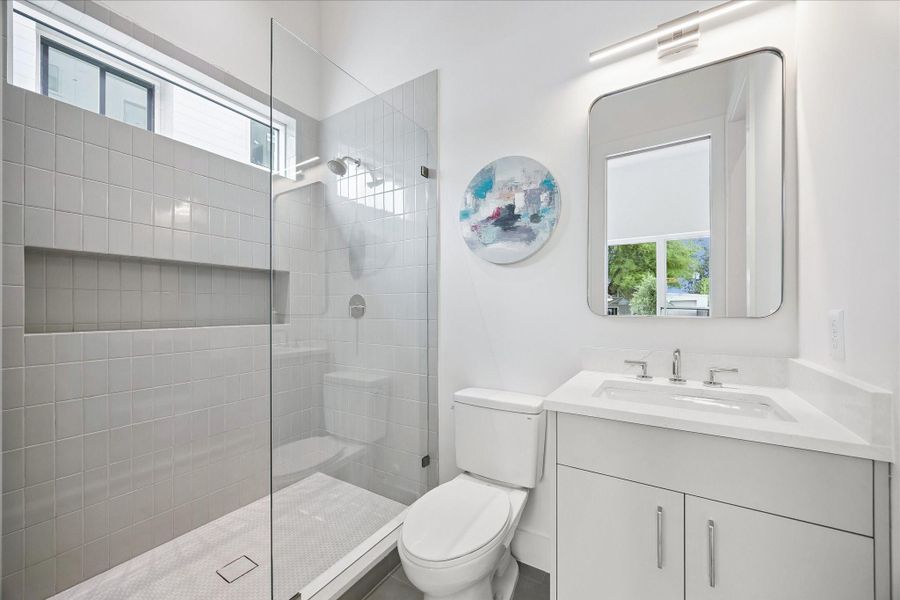 Furnished interior view inside a new home in , Houston (Image 16).