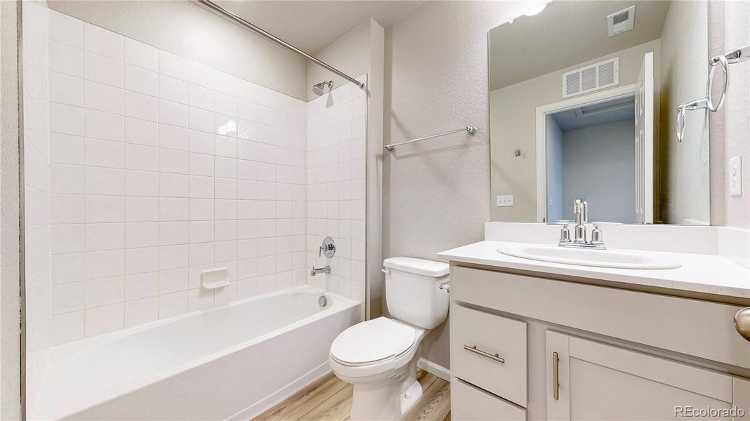 Furnished interior view inside a new home in , Broomfield (Image 4).