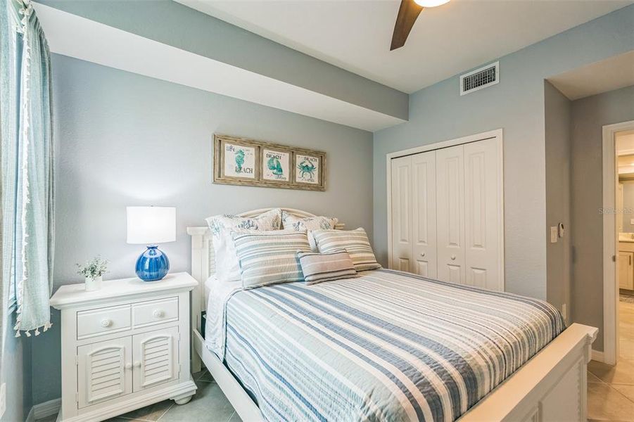 Furnished interior view inside a new home in , Venice (Image 12).