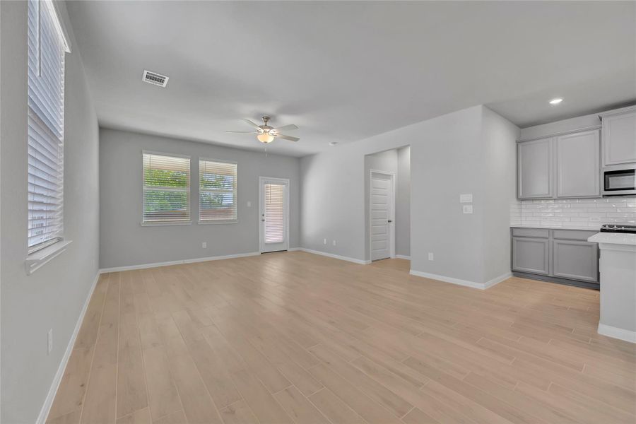 Photo is not of the actual home, but is an inspirational photo of builder’s model home and may depict options, furnishings, and/or decorator features that are not included