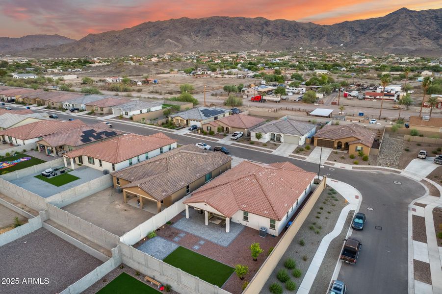 Views looking SE Views looking SE