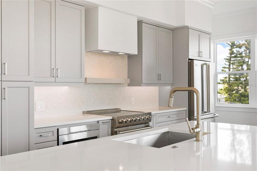 Close-up of interior finishes inside a home in , St. Petersburg (Image 15).