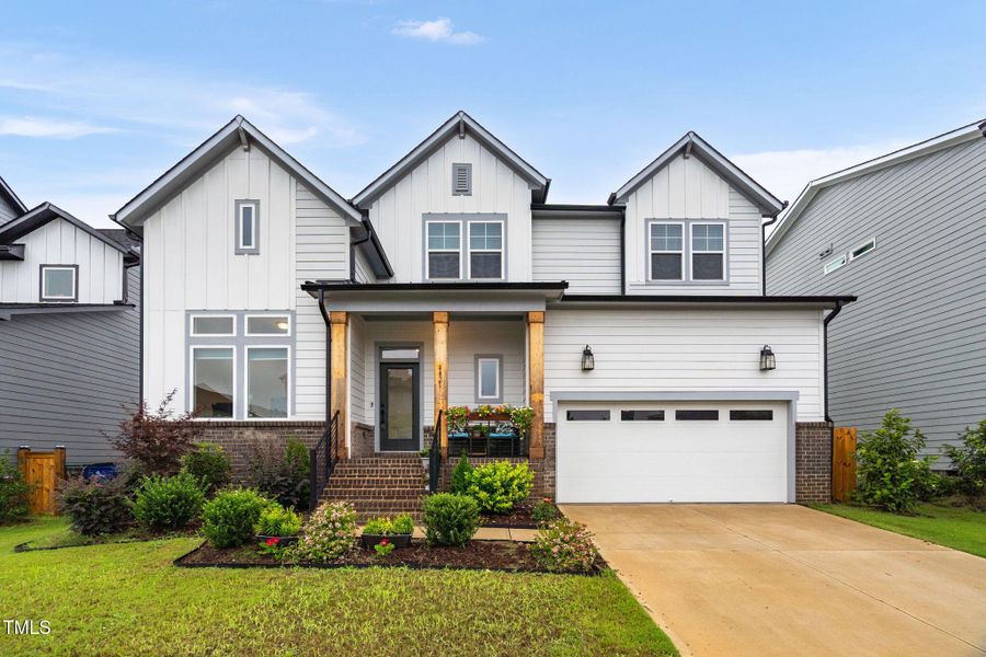 2-web-or-mls-4421 Bridle Run Dr-2