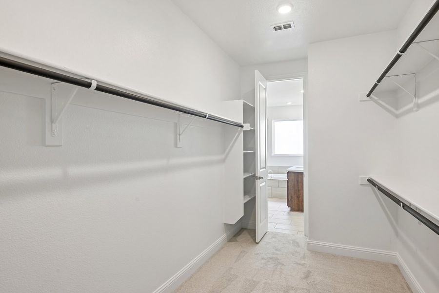 Spacious, unfurnished interior of a new home in The Ranch at Uptown Celina, Celina (Image 38).