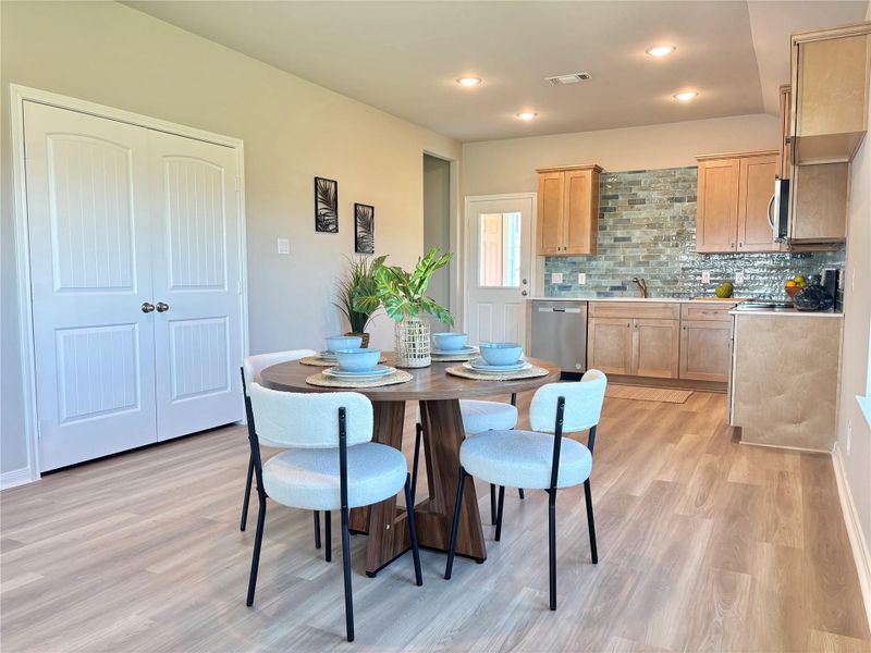 Furnished interior view inside a new home in , Palacios (Image 7).