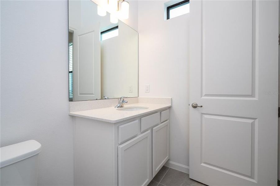 Furnished interior view inside a new home in , Orlando (Image 15).