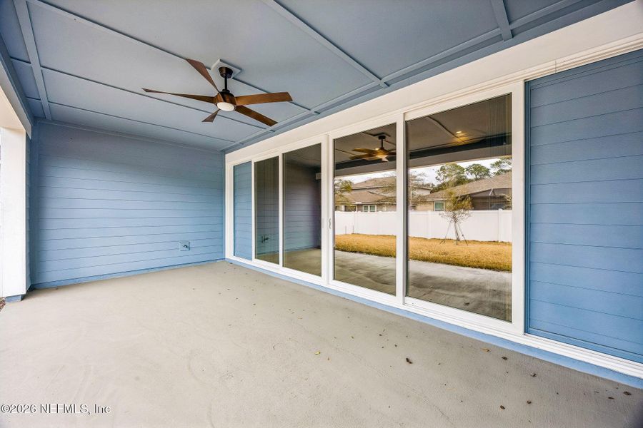 Exterior details and patio area of a home in Wingate Landing, Jacksonville (Image 29).