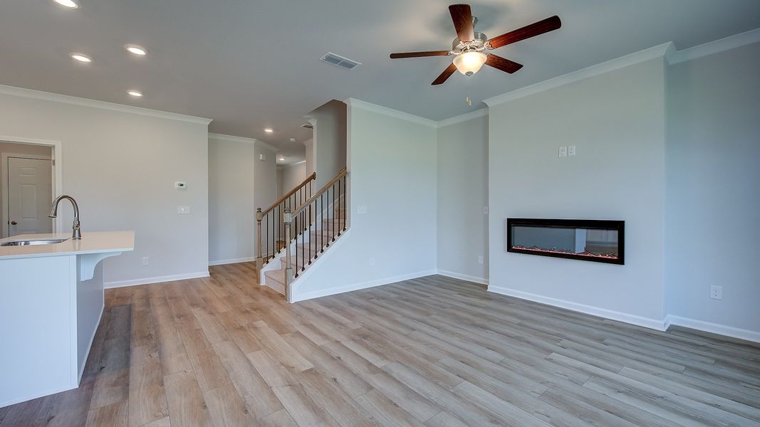 Spacious, unfurnished interior of a new home in Langley Overlook, Loganville (Image 23).