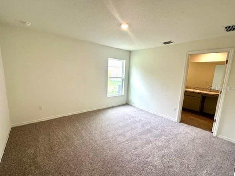 Spacious, unfurnished interior of a new home in Palm Coast, Palm Coast (Image 9).