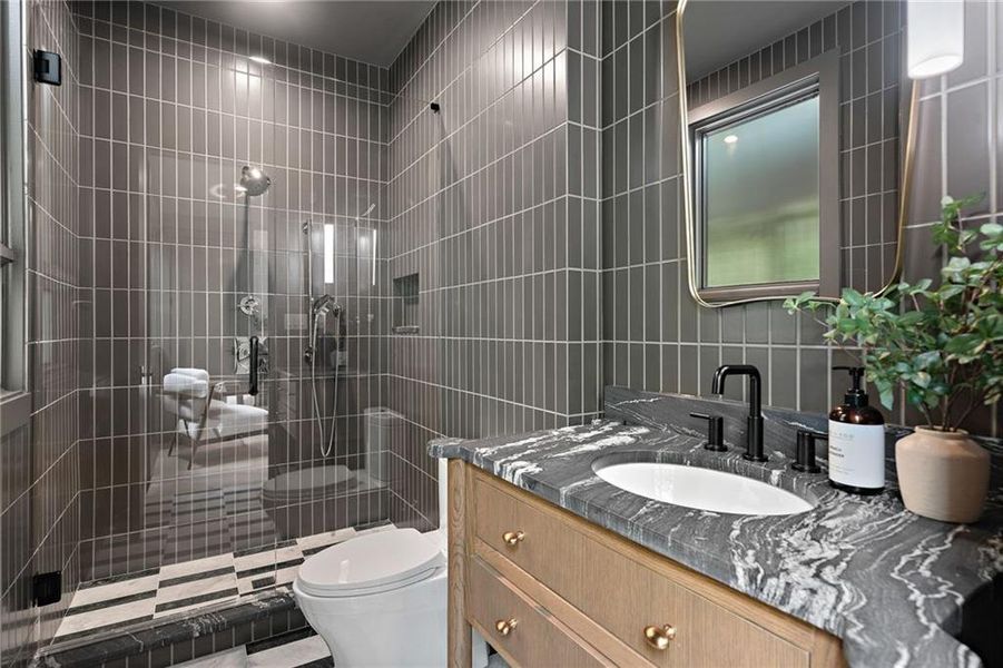 Furnished interior view inside a new home in , Atlanta (Image 35).