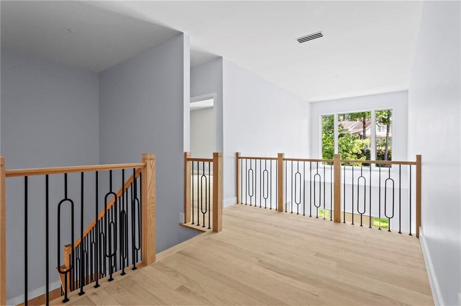 Spacious, unfurnished interior of a new home in , Marietta (Image 27).