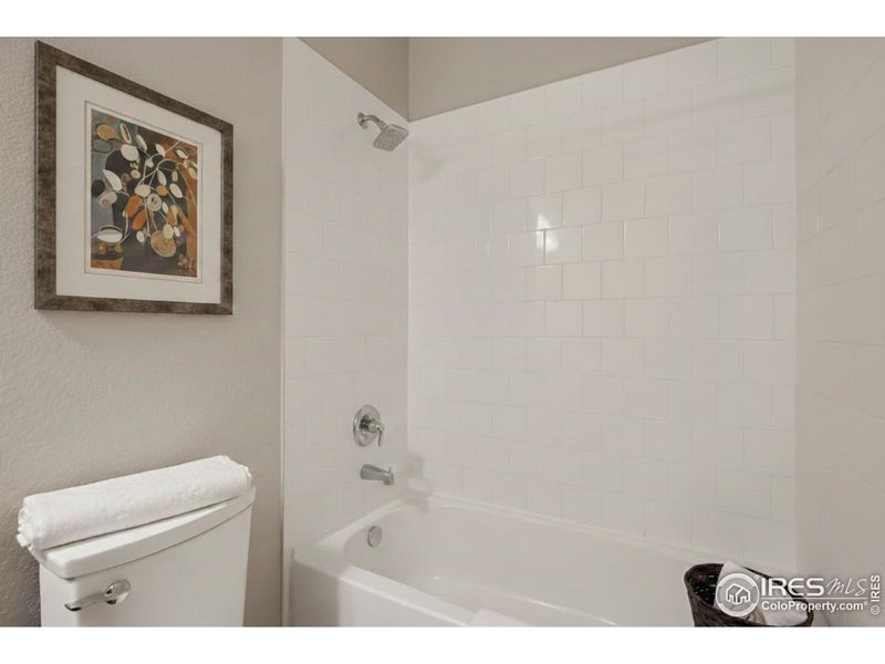 Full shared bathroom