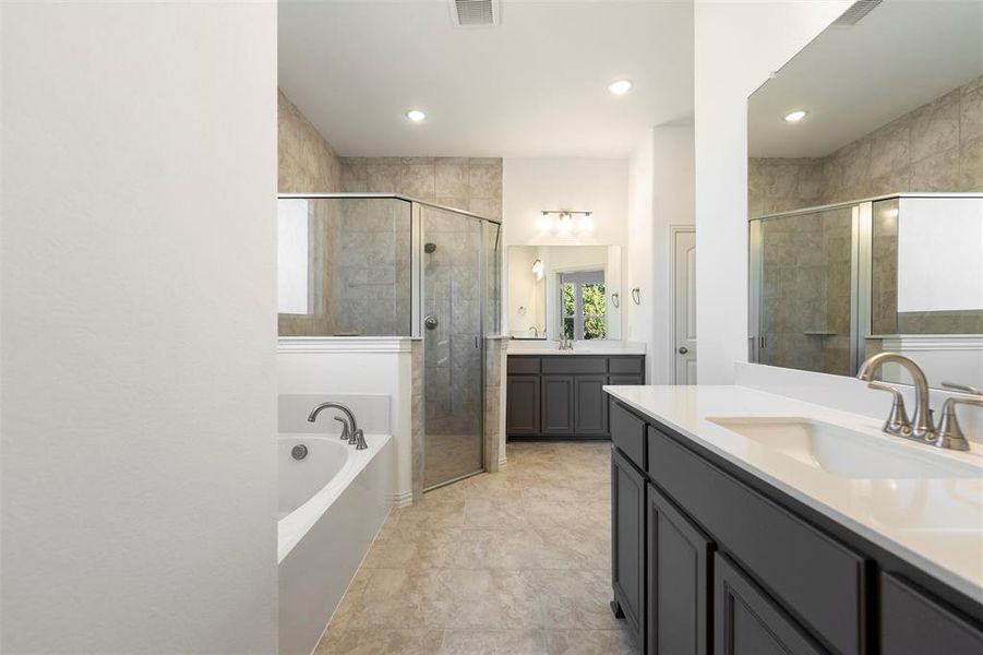 Furnished interior view inside a new home in Oak Grove Addition, Springtown (Image 14).