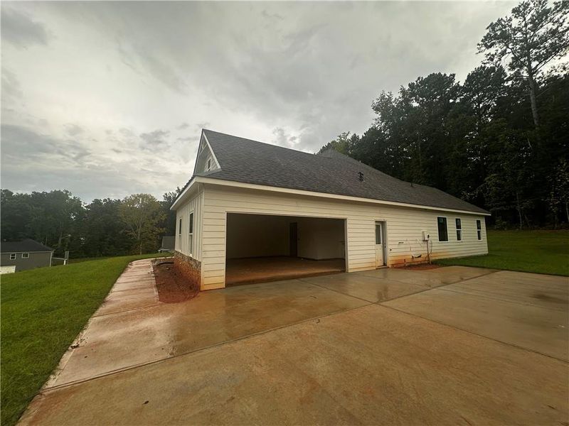 Exterior details and patio area of a home in , Monticello (Image 3).